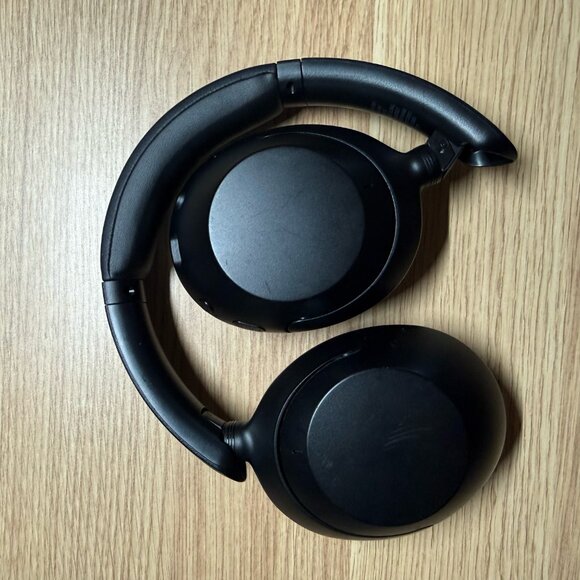 Sony WH-XB910N Wireless Noise-Canceling Headphones - Black - Picture 6 of 7